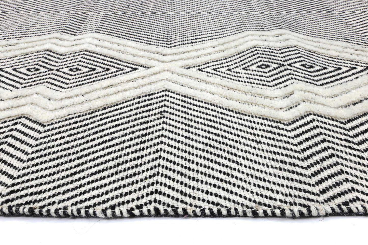 Himalaya Saw Tribal Ivory Wool Rug