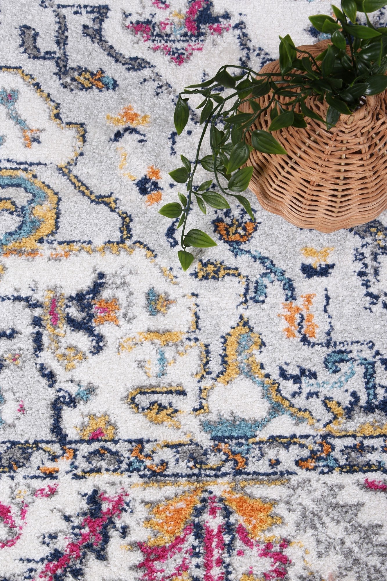 Ligures Multi Traditional Rug