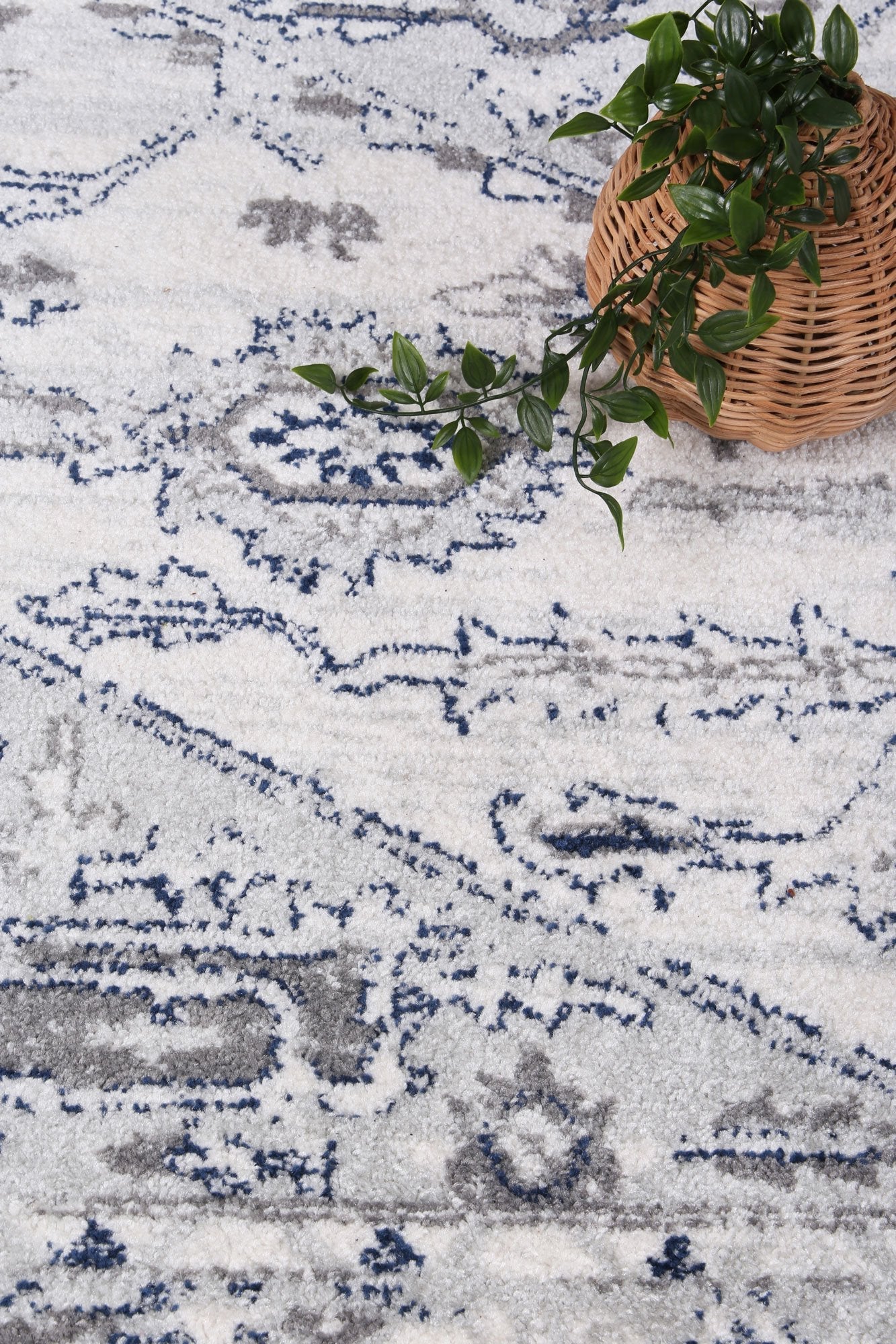 Ligures Grey White Rug