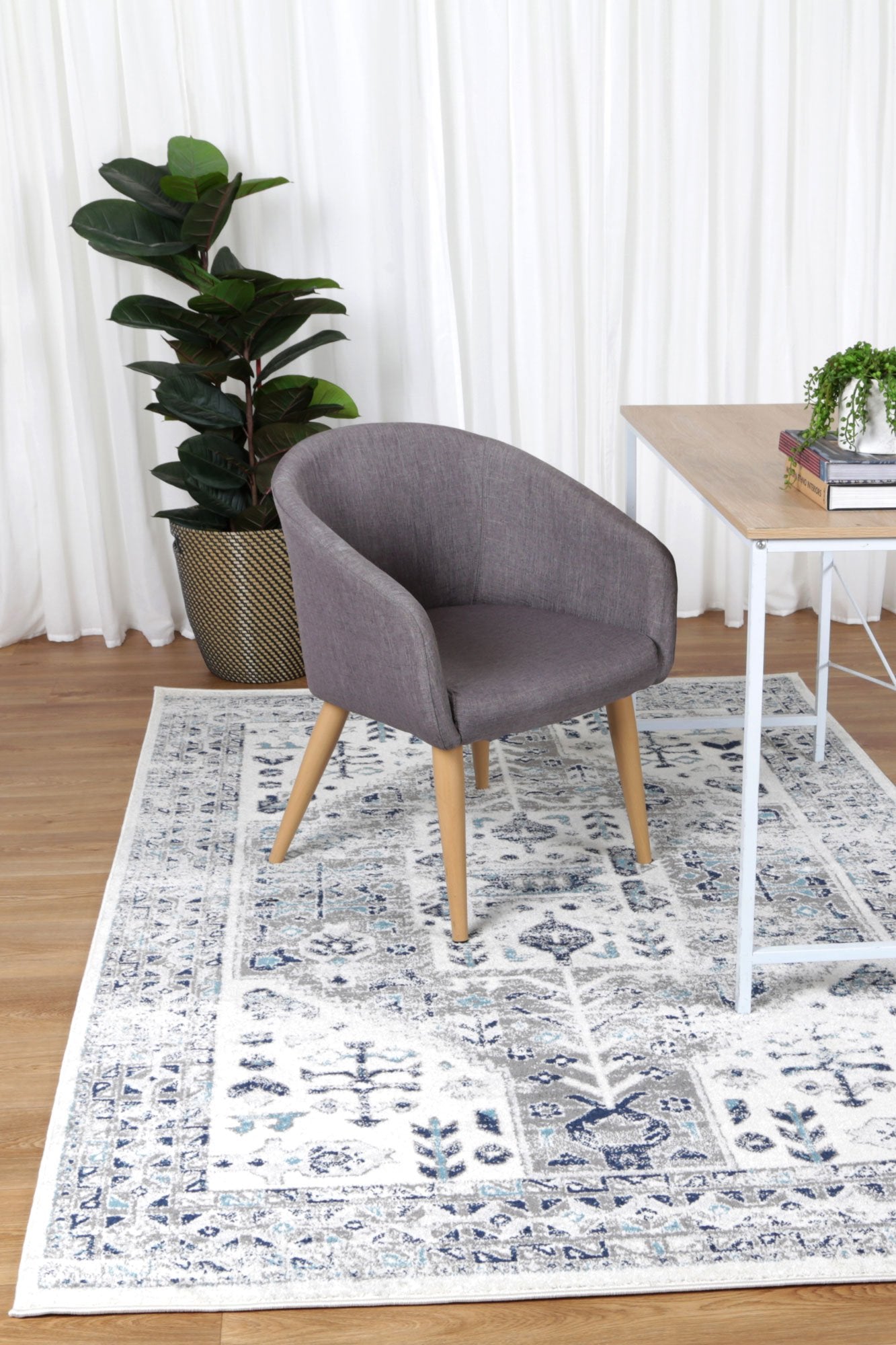 Ligures Cream Blue Traditional Rug