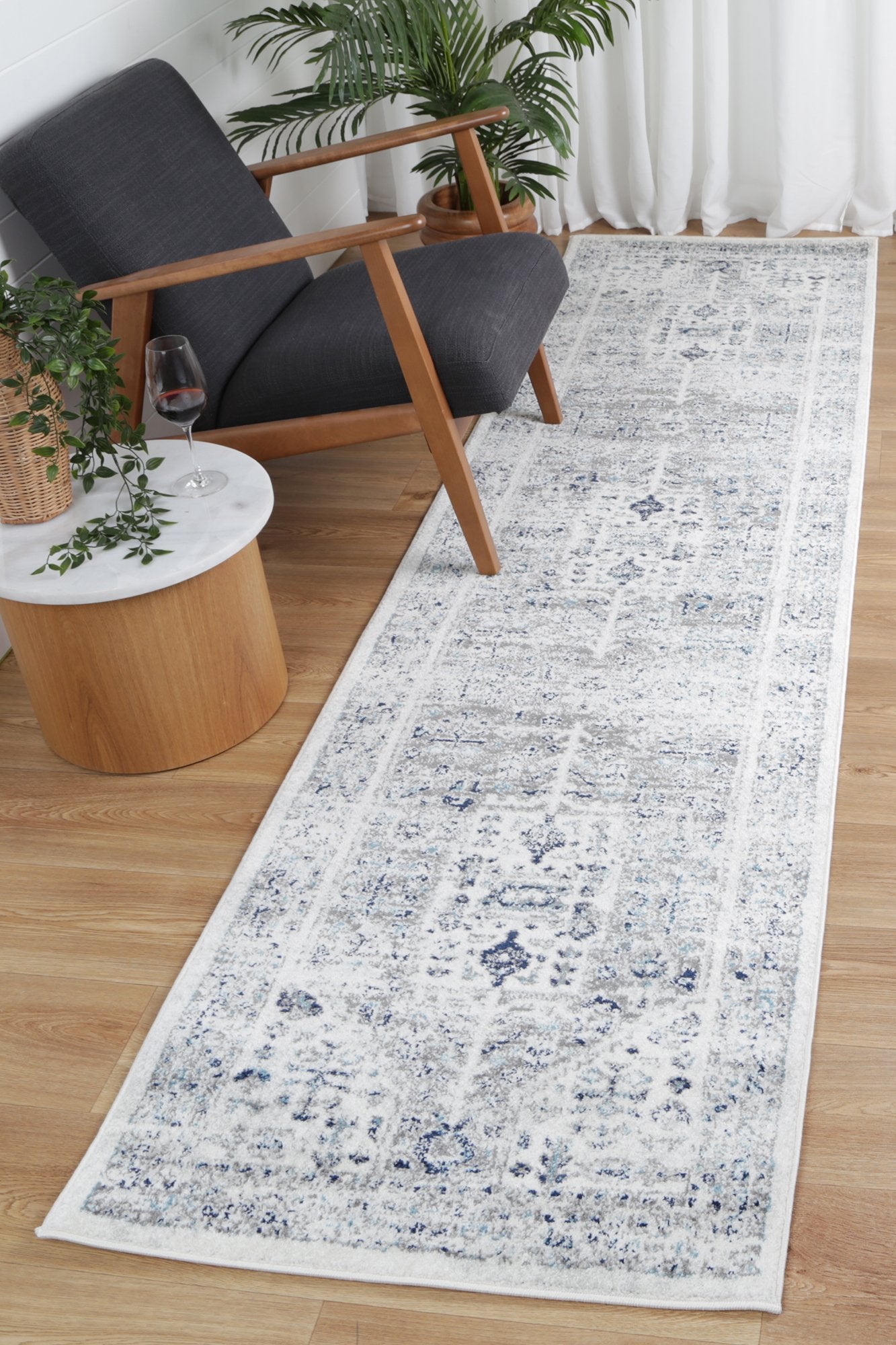 Ligures Cream Blue Traditional Rug